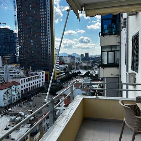 Center View Luxury Apartment Τίρανα Εξωτερικό φωτογραφία